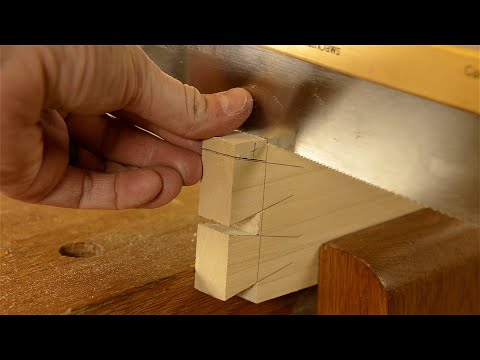 How to Cut a DOVETAIL JOINT with Hand Tools (Quick Version)