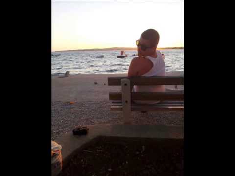 Kači ft. Drass G - A nekad treba mi malo