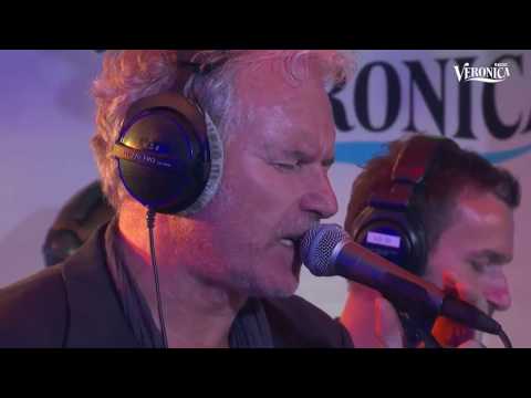 Phil Bee | Sunday Morning  (Live)