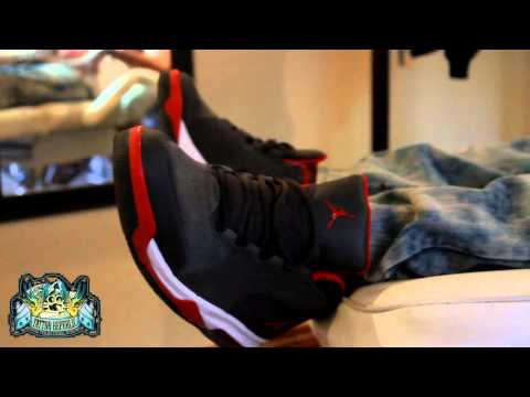 Money Nyce Gettting Tatted At Tattoo Republic