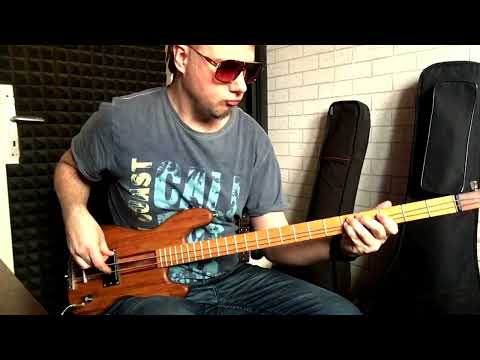 2 Strings Bass enough to Groove!