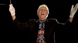 Bill Walton orchestrates the start of the 2023 Pac-12 Men's Basketball Tournament