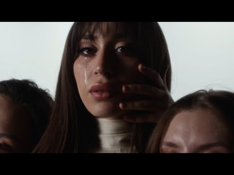 Afra - Ara Durak (Official Video)