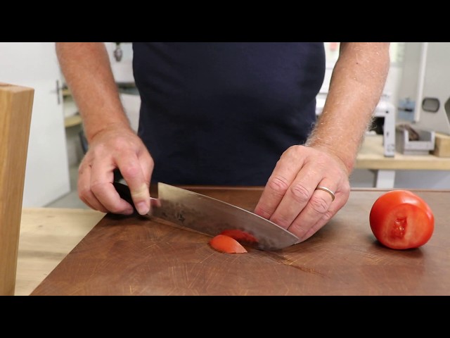 Video Teaser für Schneidetechnik, Messerpflege, Aufbewahrung – Tipps für lebenslange Freude an Ihren Messern
