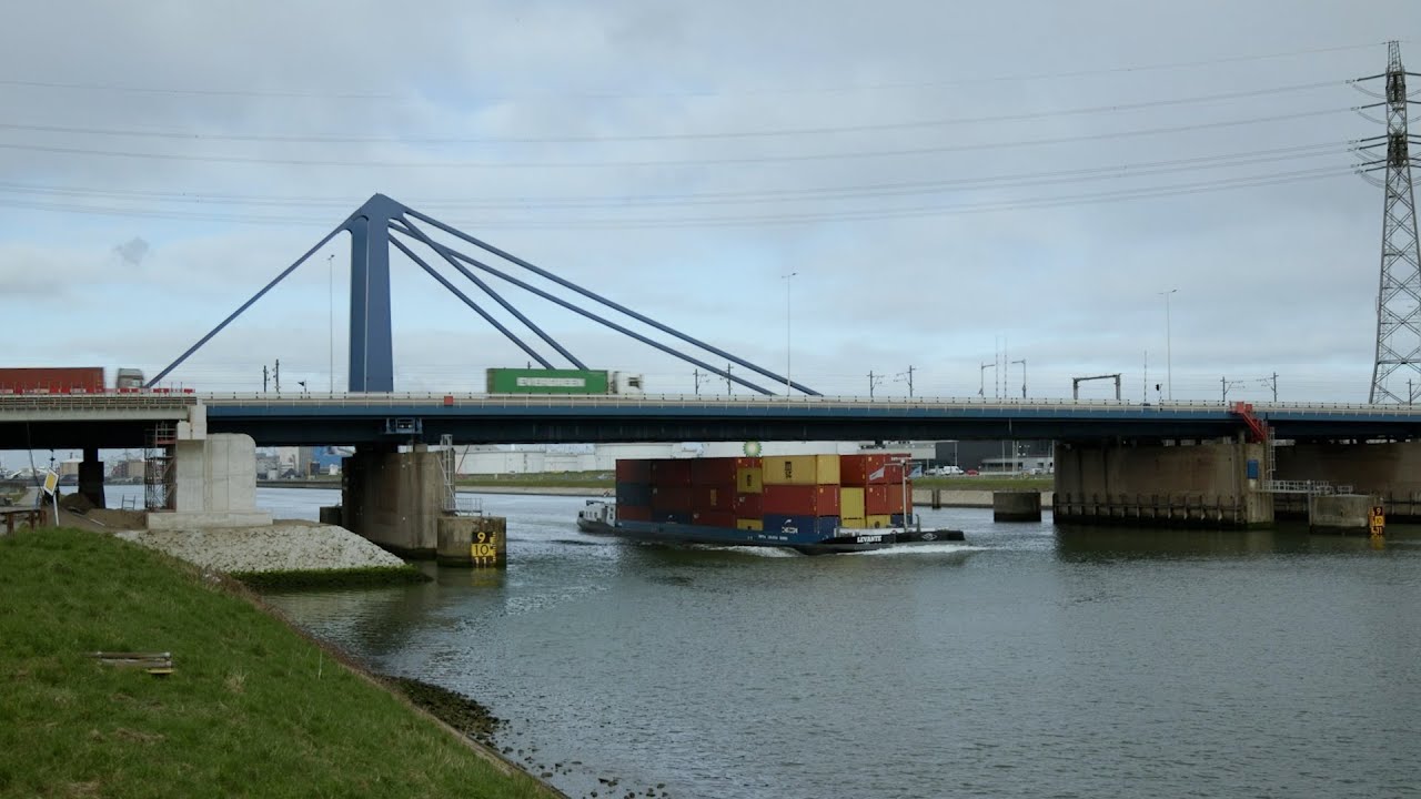 A15 Suurhoffbrug thumbnail