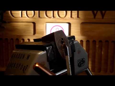 download lagu mp3 mp4 Little Mancel, download lagu Little Mancel gratis, unduh video klip Little Mancel