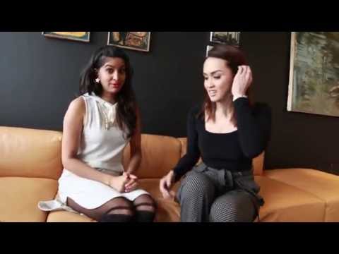 Indonesian Psychic Sara Wijayanto shows Rickshawali her "Guardian Angel"