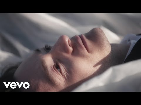 Thomas Enhco - Piano Sonata in A minor (Clip officiel)