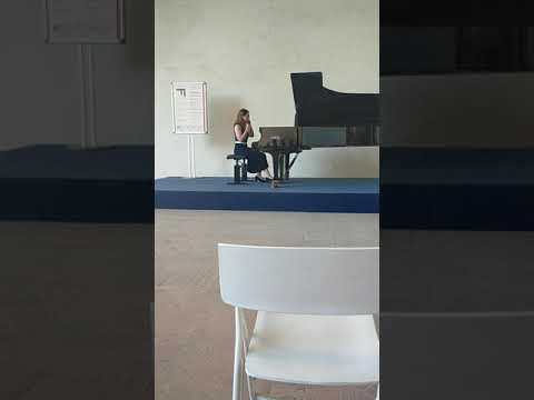 Ferrara masterclass piano. Sarà De Santis. Debussy L'Isle joyeuse