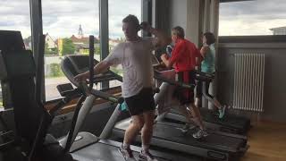 Annemarie / Das passiert nur bei einem Hit 😂