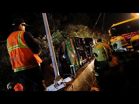 Taiwan bus crash leaves 32 dead