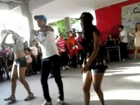 Mc Lipe - Canta Goncallo ''