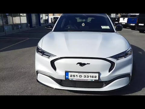 Ford Mustang Mach-E AWD EV 98kwh Extended Range - Image 2