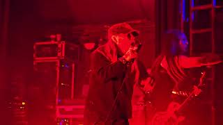 SOiL - Breaking me Down