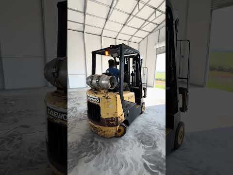 DAEWOO GC25 5k Warehouse Forklift - Video