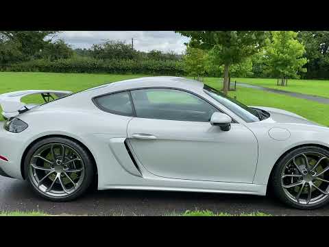 Porsche Cayman GT4 PDK Video