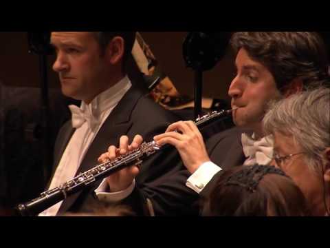 Beethoven -  GLORIA from the Missa Solemnis - Nikolaus Harnoncourt, Royal Concertgebouw Orchestra