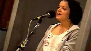 Lily Allen - Absolutely Nothing (Live At KCRW 2006) (VIDEO)