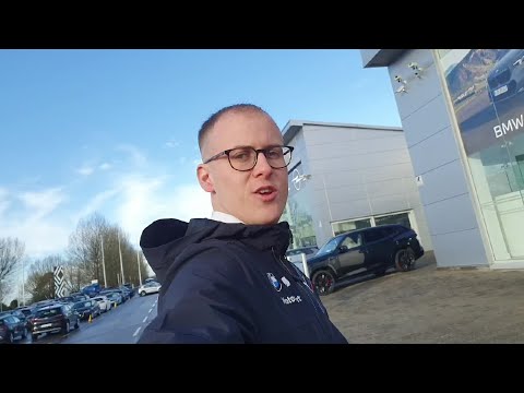 BMW 3-Series 330e M Sport Saloon - Image 2