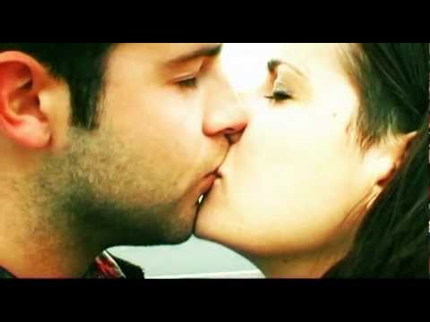 Snippet - Bee Stings(Directed by Mark Banks)