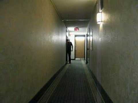 2007-10-20 Baby Rowena in leash #5