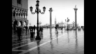 Jazzanova Feat. Clara Hil -- That Night (Live At The SK Office)