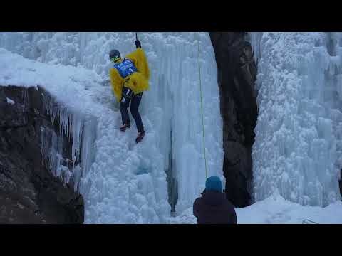 Noah Bergman at Qualifying Day 1 for UIAA Ice Climbing North American Championships 2022 in Ouray