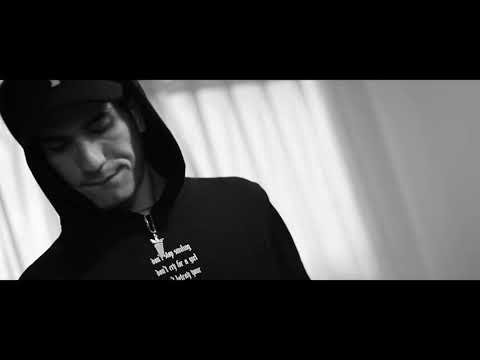 Robot95 - Robot - Sal y Pimienta (Video Oficial)