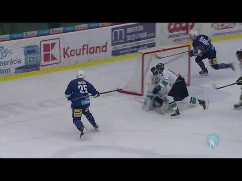 Zákrok: Christián Pavlas vs. Samuel Buček