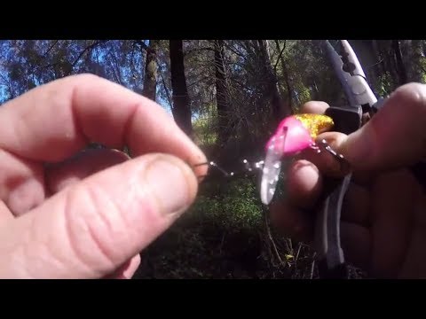 FISHING small DIVING LURE in STRUCTURE a HEAVILY TIMBERED CREEK: WHY SNAP CLIPS? WHY DEBARB TREBLES?