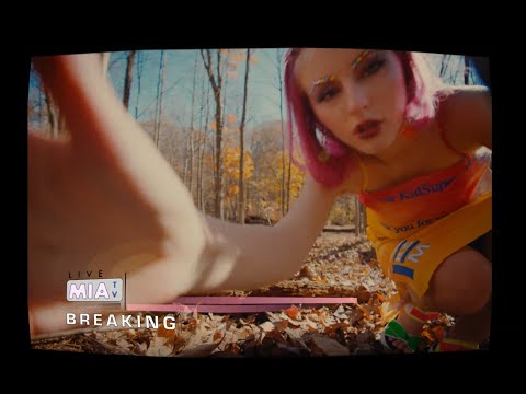 MIA GLADSTONE - FOOD [OFFICIAL MUSIC VIDEO]