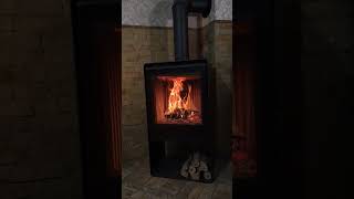 Піч сталева M-Fire Santorini з дровником (12kW)