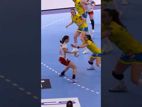 Handball 1vs1 Move #viral #handball #viralshorts #ytshorts #1millionaudition