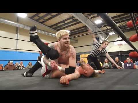 Hollywood Cole vs Jonathan Cross