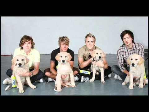 Mcfly ft Taio Cruz - Shine A Light (2010 new song) 8 october