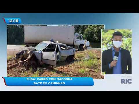 Em fuga: carro com maconha bate em caminhão