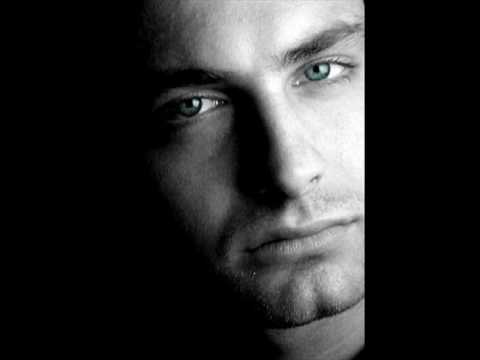 Ikac (VIP) - Rasut u komade (2010) prod by Mrzovoljno Oko