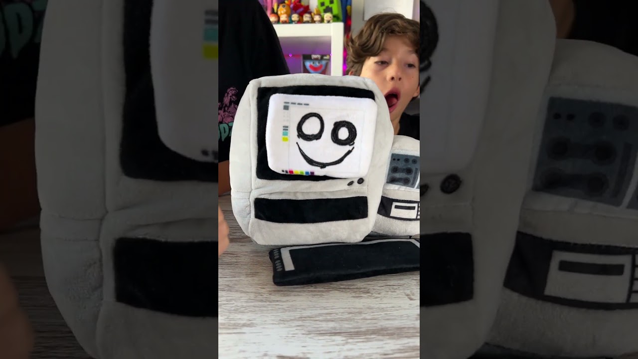 FIRST UNBOXING!!! P.AI.nter Roblox Pressure Plush Makeship Painter #unboxing #pressure #painter