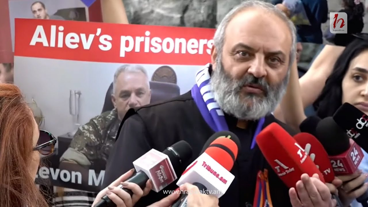 Ռոբերտ Քոչարյանն ու Սերժ Սարգսյանը չեն խոչընդոտել շարժմանը. Սրբազան