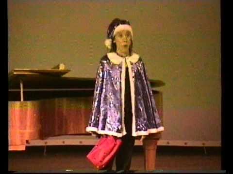 Susanna Proskura, child opera singer, 11 years old sings the Sandmann song
