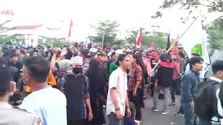 MAHASISWA KEMBALI BERUNJUK RASA TOLAK RKUHP