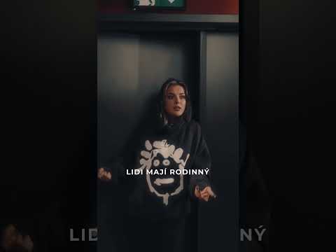 Rozhovor 3 Ew. A po par dnech v prodeji mame vic nez tretinu listku pryc🥵🔥🙏🏼. Aaa! #ewafarna