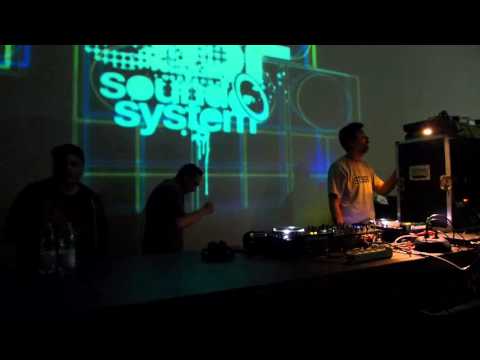 Dread Lion Hi.Fi. @ DubClub Trezzo (MI) Italy - Danny Red - "Sha-La-La-La"