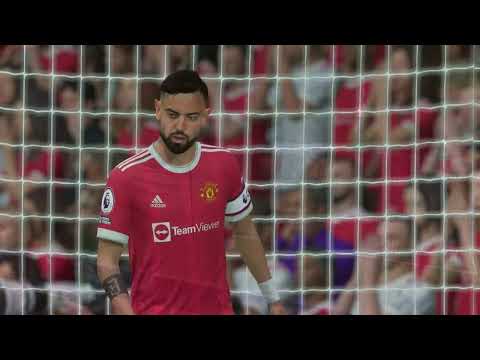 Bruno Fernandes misses the easiest chance | Manchester United vs Liverpool  | FIFA