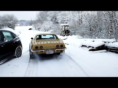 Corvette Stingray 1969 snow