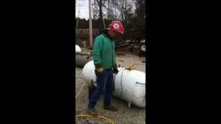 How to cut a Propane Tank Safely!