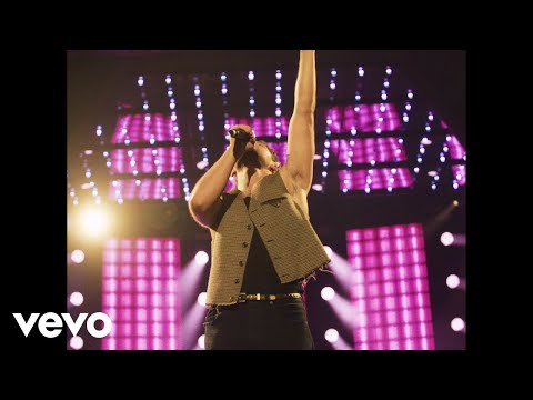 Video thumbnail for Heaven (Live From Madison Square Garden)