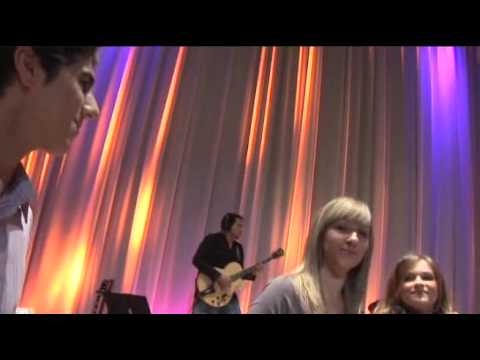 Usa a minha voz - Família Soul e Novo Israel (ao vivo)