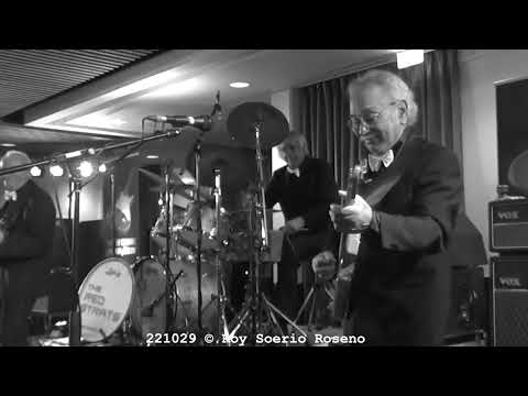 The Red Strats in Berkel_Enschot - Dance On