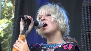 Sia I&#39;m in Here Live Montreal Osheaga 2011 HD 1080P